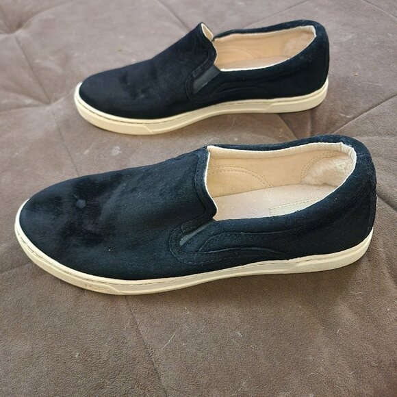 Ugg Women's Fierce Suede Slip On Loafer - Black - Women's Size 10 - Picture 4 of 7